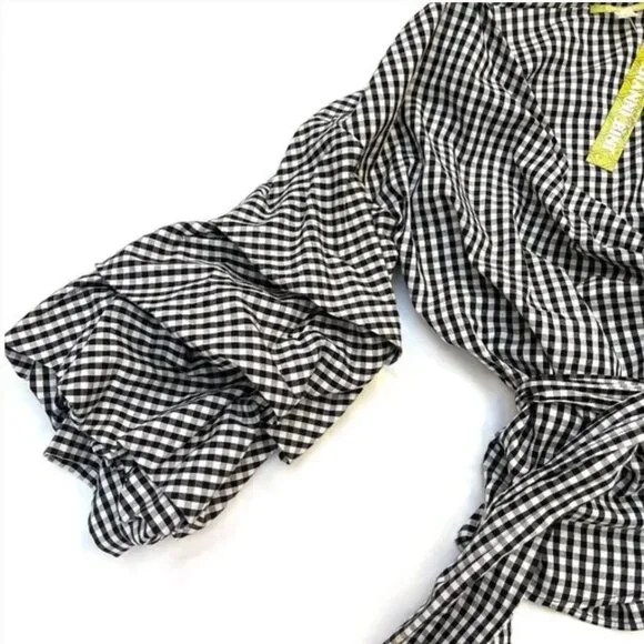 NWT Black and white wrap ruffled tie Top S $90 - Picture 5 of 10